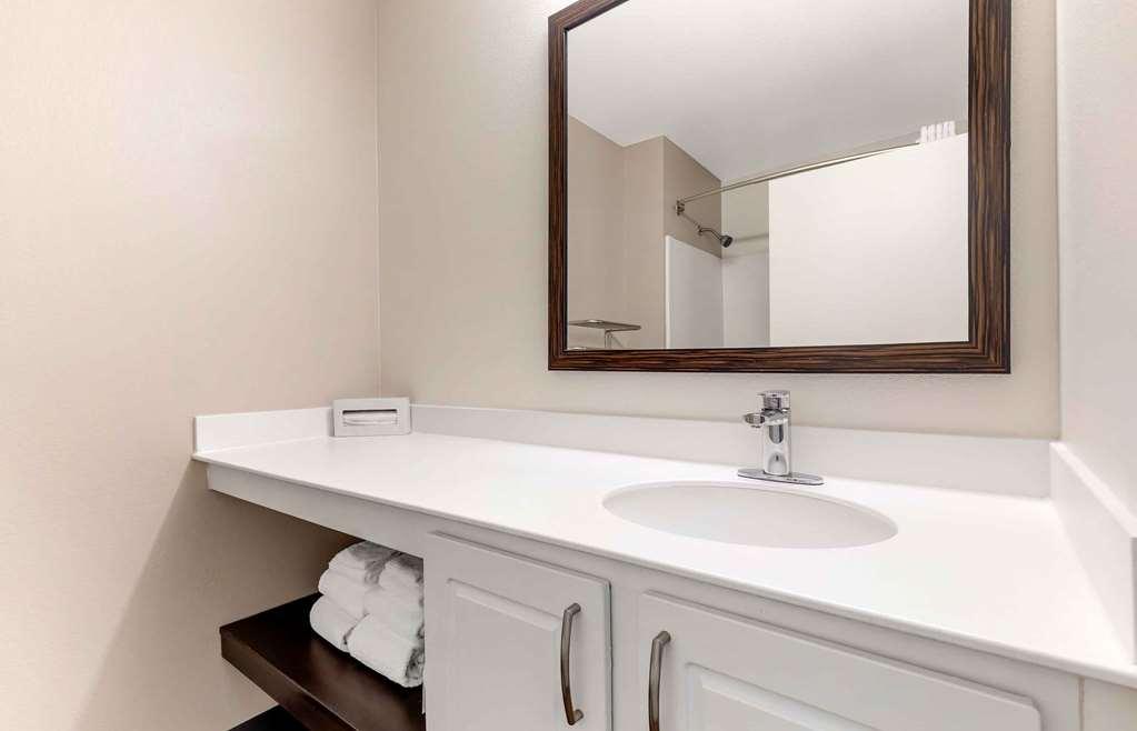 Extended Stay America Suites - Washington, Dc - Тайсънс Корнър Стая снимка