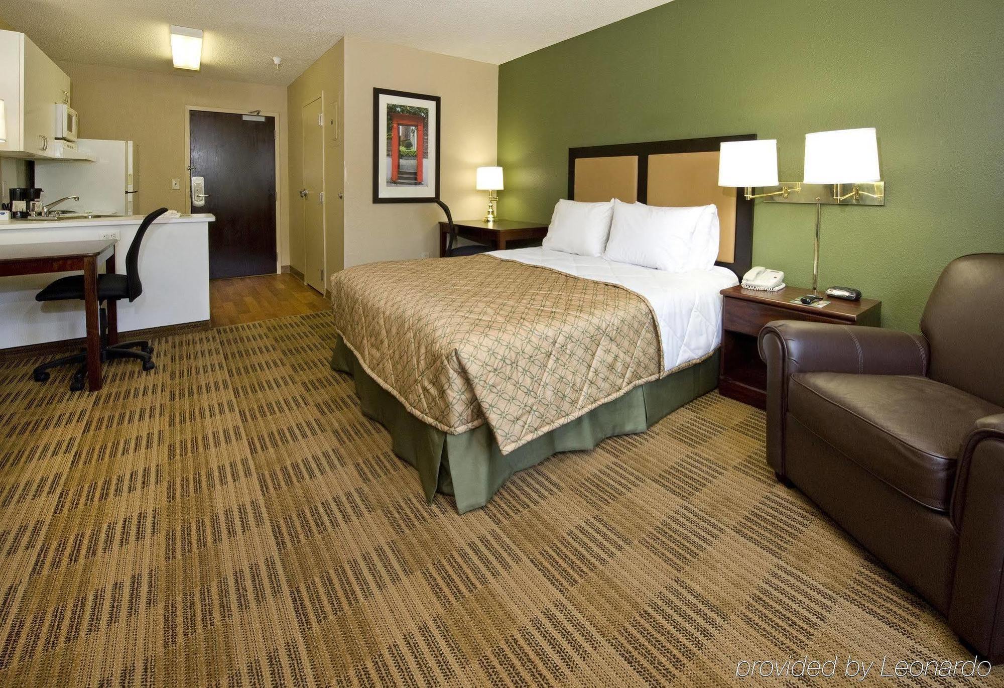 Extended Stay America Suites - Washington, Dc - Тайсънс Корнър Екстериор снимка